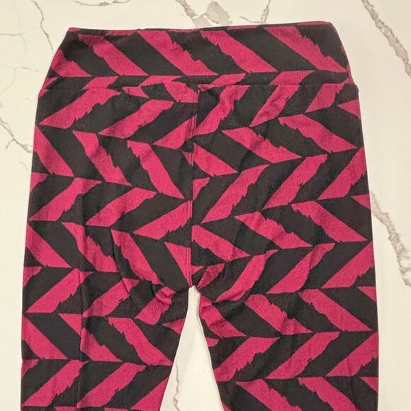 LuLaRoe Women's Soft Geometric Print Slimming Black Maroon Ankle Length Leggings - Picture 10 of 14